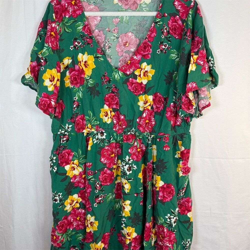 Torrid Dress Womens Plus Size 3 Green Floral V-Neck Fit & Flare Pockets